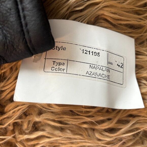 Women's Black Shearling Overcoat Size 42 (EUR) XL (US) - Picture 5 of 12